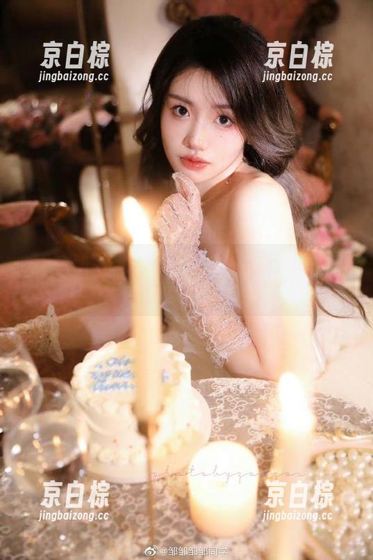 登录17吃瓜网官网，话题多到我脑子一团乱！