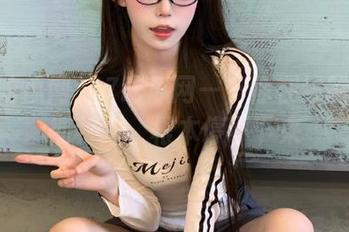 17吃瓜网——你在线的八卦福利站，根本停不下来