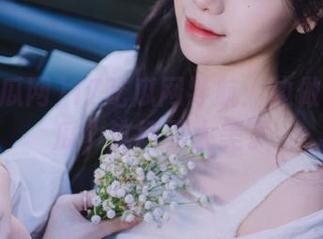 17吃瓜网导航：边做事边追瓜，这场面太美了