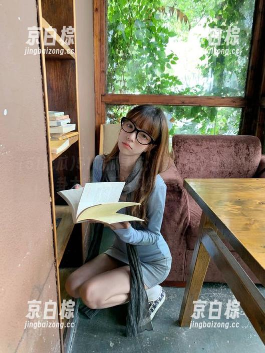 51吃瓜导航：指引你今日的八卦大餐，看谁又揭了老底！