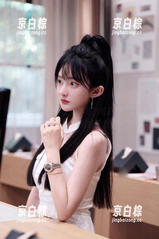 老虎菜的秘密线路在“51吃瓜网”，你准备好被惊艳了吗？