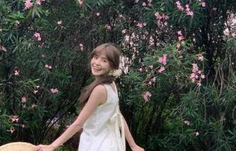 91吃瓜中心登录后，感觉自己成了全职”瓜友”，生活开始有趣了！