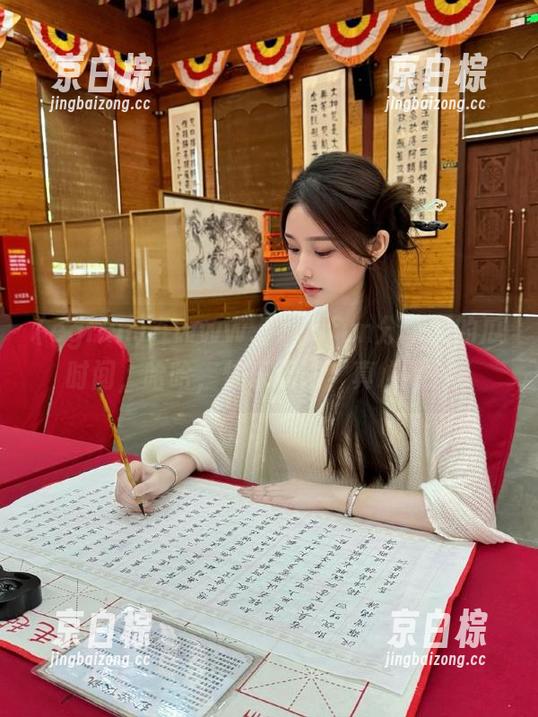 在www.51cgfun分享我的瓜时间，哈哈，快乐无限，真心不騙！