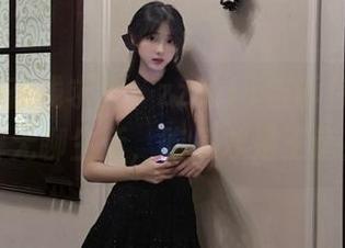 在线求生，zztt11告诉你如何破解无聊生活，吃瓜才是王道！