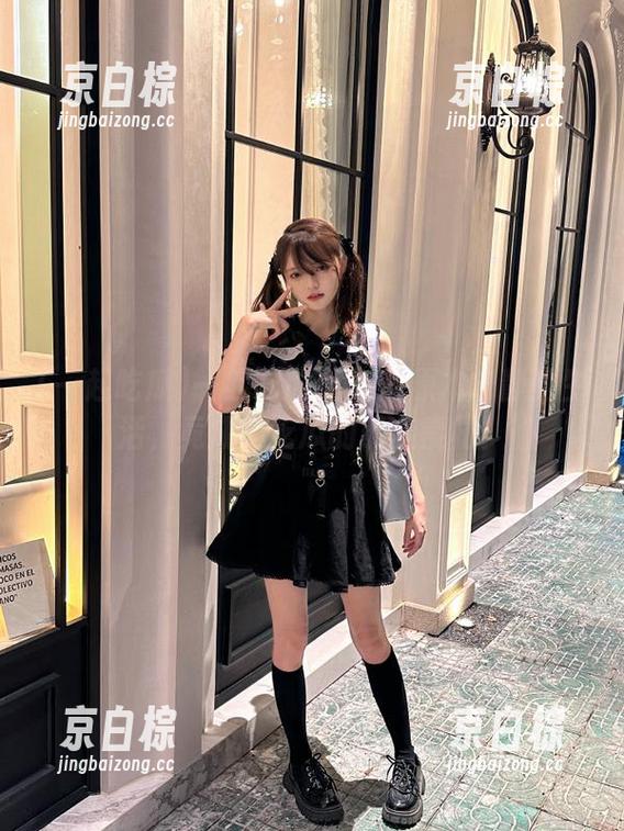 一起吃瓜com：原本宁静的生活，竟成了吃瓜的最佳素材！