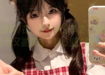 在八哥黑料分享之下的小确幸，貌似我又被养成了疑心重的吃瓜群众！