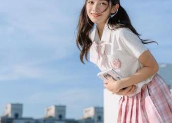 在吃瓜头条里，不小心点击了链接，竟然发现了惊天秘密！