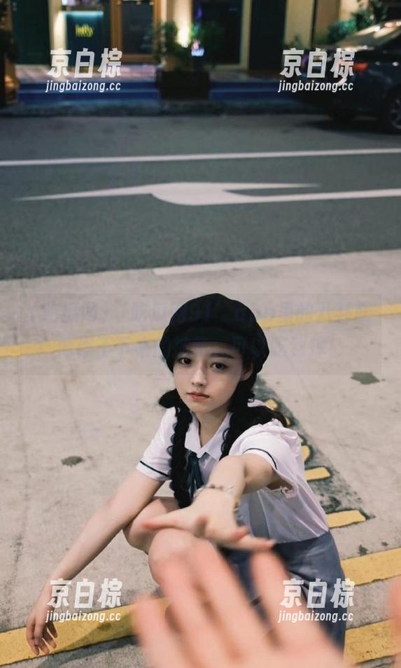 ‘吃瓜网91’app里的八卦就像停不下来的披萨，可以吃到撑！