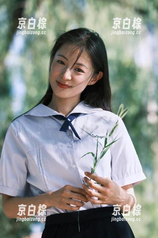 谁说登录吃瓜网不能当饭吃？我就是个吃瓜的‘吃货’！
