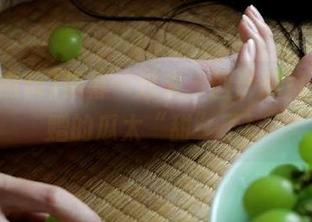 弹幕一起来，国产黑料免费馈赠的瓜太“甜”了！