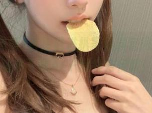 直接戳进扒哥黑料官网，黑料视频下载APP超级方便哦！