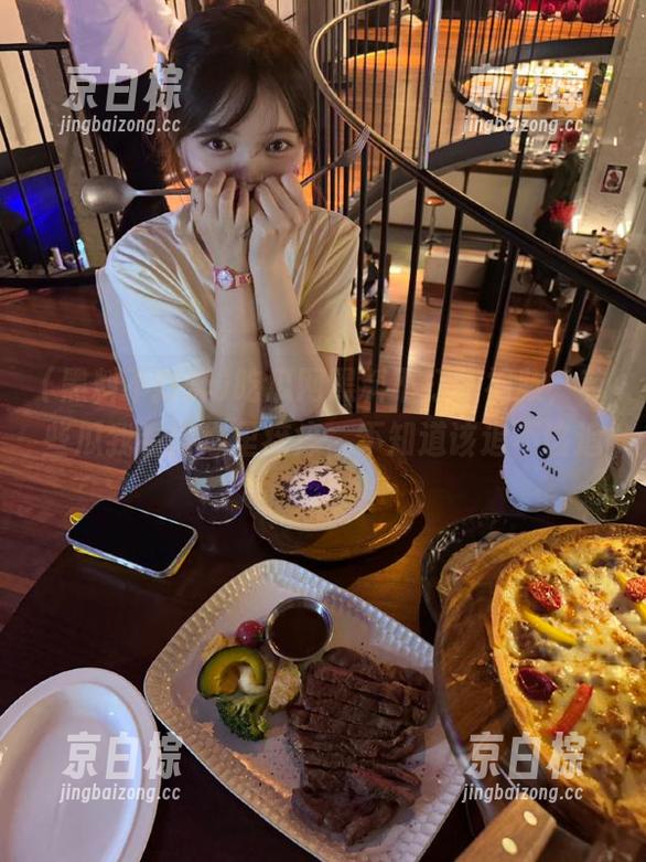 吃瓜网黑料不打烊视频，有些瓜我看得心里痒痒，不知道该追不该追。