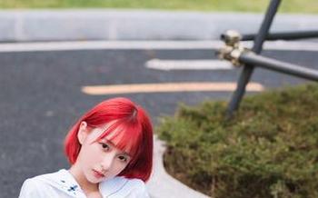 苹果版zztt11黑料不打烊so：今天的八卦和你一样香！