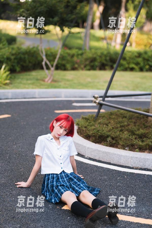 苹果版zztt11黑料不打烊so：今天的八卦和你一样香！