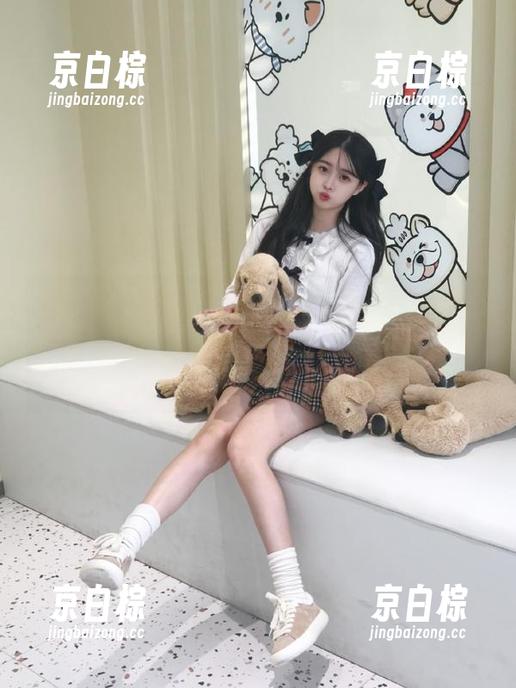 看www.黑料社区就像逛自拍展，随手一收藏，心中暗想：这可得好好研究！